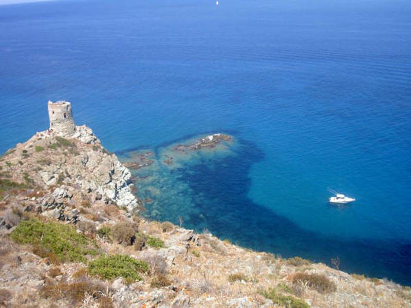 Tour d'Agnello_Chemin des douaniers Cap Corse.jpg